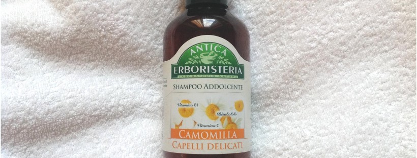 Antica-erboristeria-shampoo-camomilla-opinione-recensione-inci-capelli-delicati