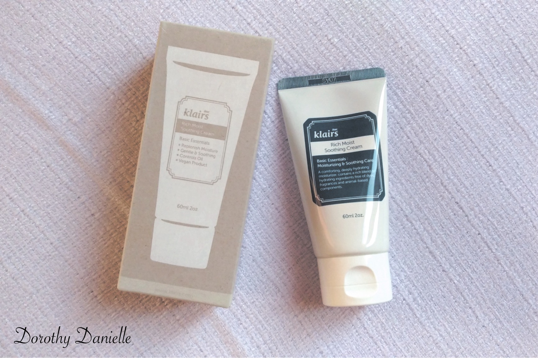 Klairs-rich-moist-soothing-cream-opinione-recensione-inci-crema-skincare-coreana